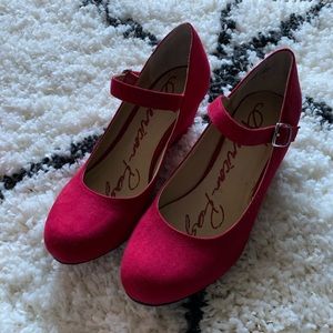 American Rag - Ameeshared Red/ Suede Shoes
